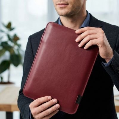 Housse tablette Ultra-protectrice,  de couleur rouge mat, différentes tailles