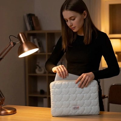 Pochette ordinateur allie fonctionnalité et esthétique
