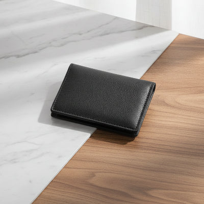 Porte carte Cuir Véritable en coloris noir
