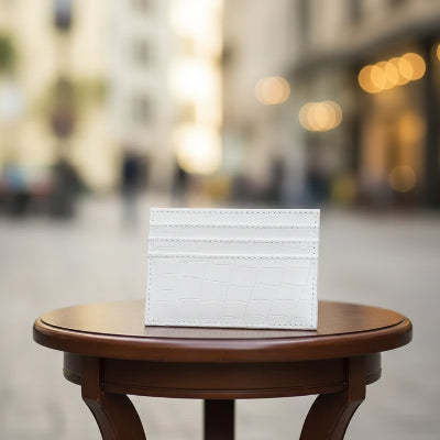Porte carte femme Design Élégant  avec plusieurs fentes pour différentes cartes