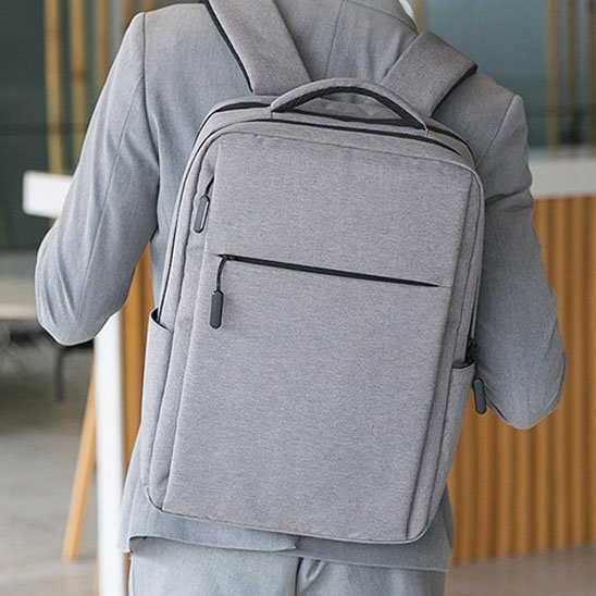 Sac a dos ordinateur portable  Design Urbain couleur gris clair