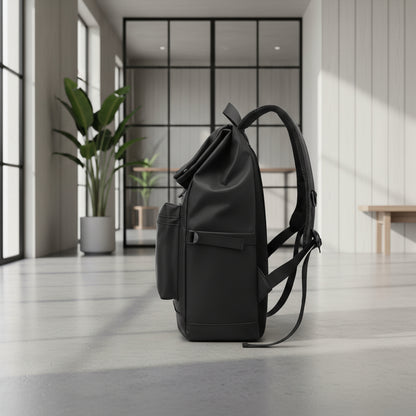 Vue de profil du sac à dos ordinateur résistant