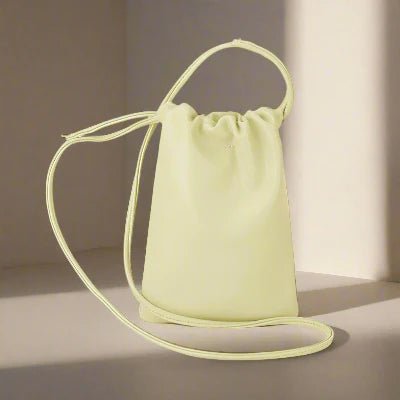 Sac à Main bandoulière Jaune élégant  raffiné et paratique
