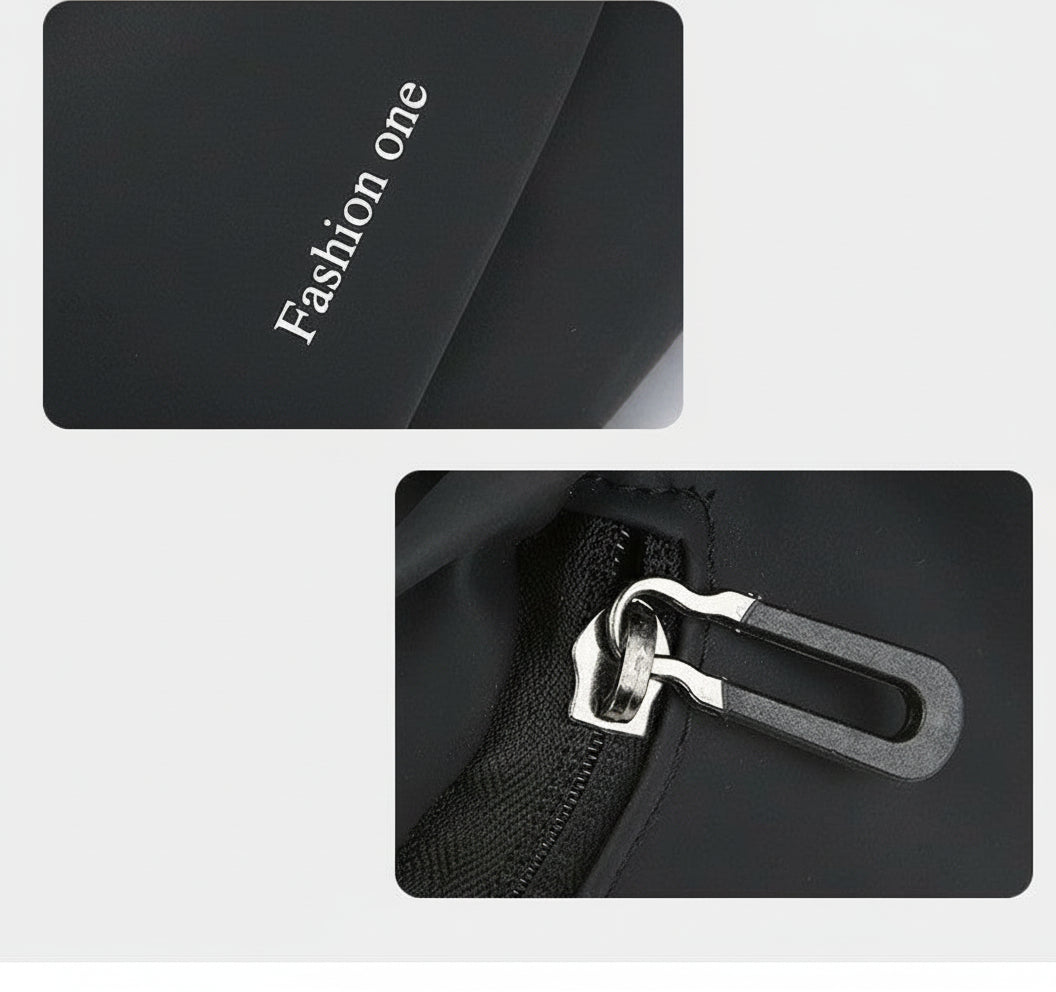 Détail fermeture éclair et logo du sac banane homme