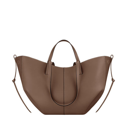 le sac cabas  cuir élégance transformableen couleur taupe 