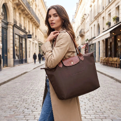 sac cabas élégance Discrète porté à l'épaule