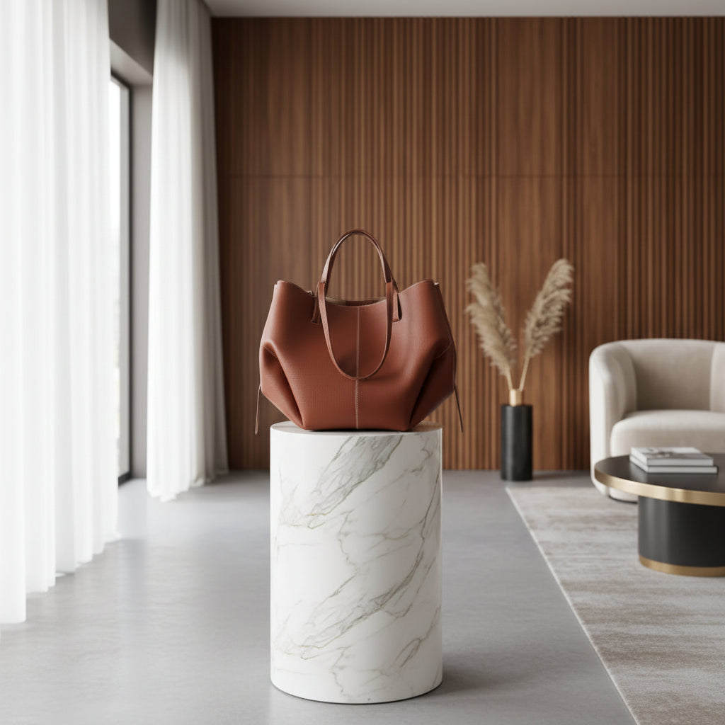le sac cabas cuir  Élégance transformable de couleur cognac 