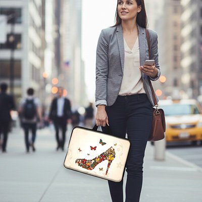 Sacoche ordinateur femme Elégante, dimensions adaptées aux ordinateurs portables standards et tablettes